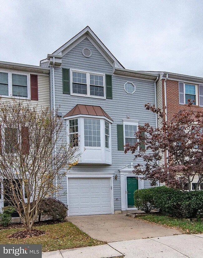 Front of the house - 43513 Blacksmith Sq