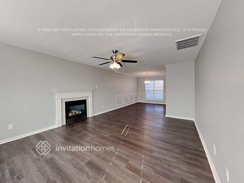 Building Photo - 4815 Asherton Pl NW