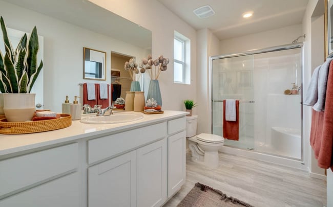 Building Photo - 4 Bedrooms in La Center- Beautiful New Home!