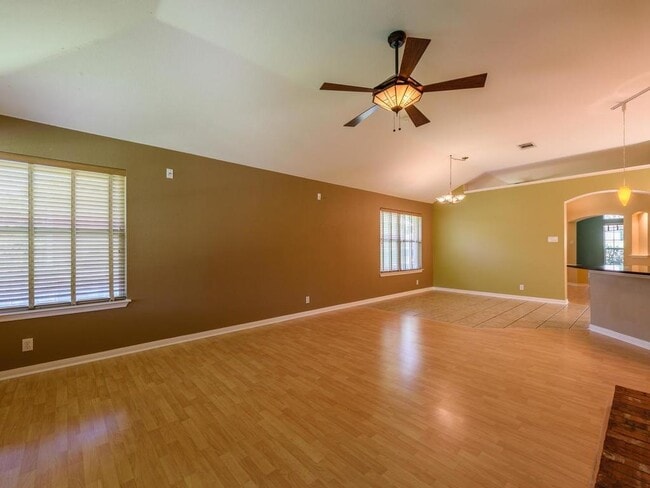 Building Photo - 442 S Lynnwood Trail