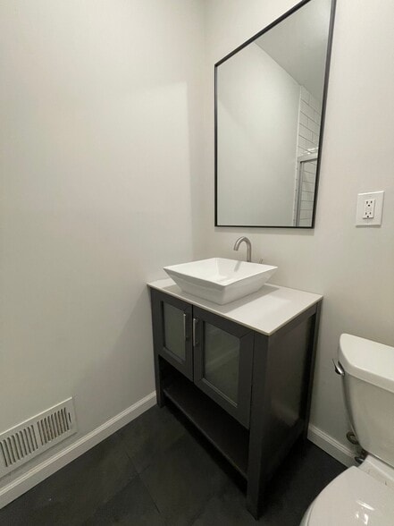 Building Photo - 55 Cebra Ave
