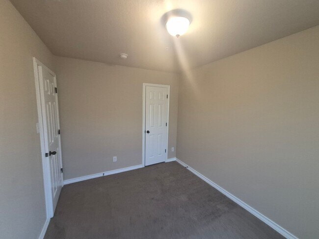 Building Photo - 6308 Attucks Ln