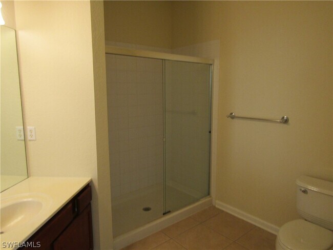 Building Photo - 4114 Breakview Dr