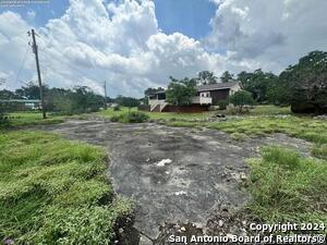 Building Photo - 440 Cedar Springs Dr