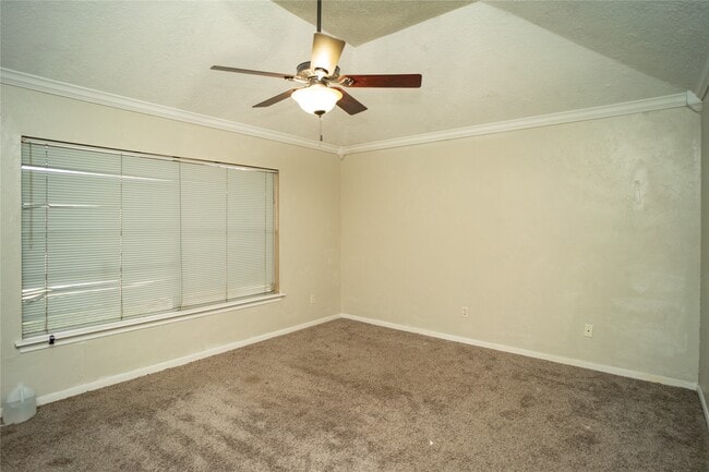 Building Photo - 2956 Waterloo Rd