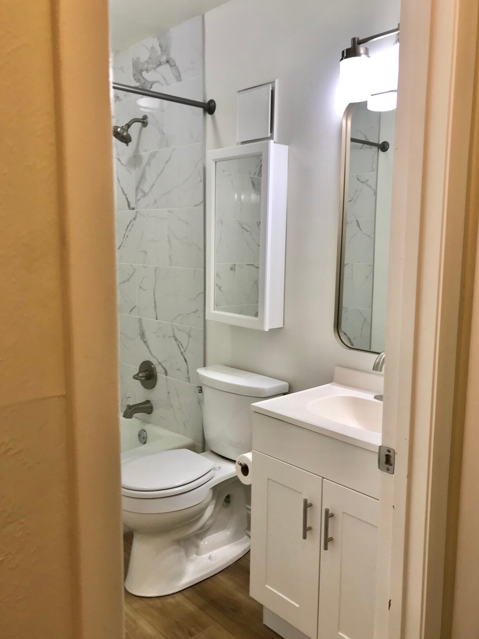 Building Photo - 21 Vaughns Gap Rd