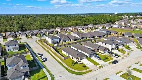 Building Photo - 216 Shore Pointe Ct