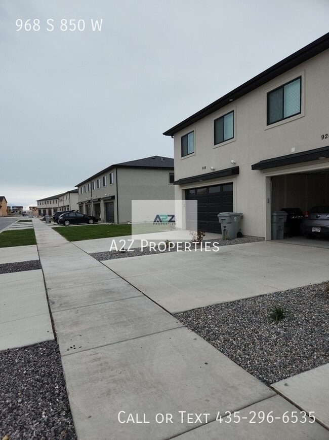 Building Photo - 968 S 850 W