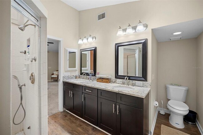 Building Photo - 402 72nd St NW