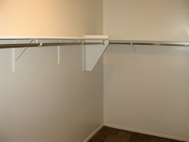 Building Photo - Four Bedroom home for rent in Magma Ranch for under $2000.00