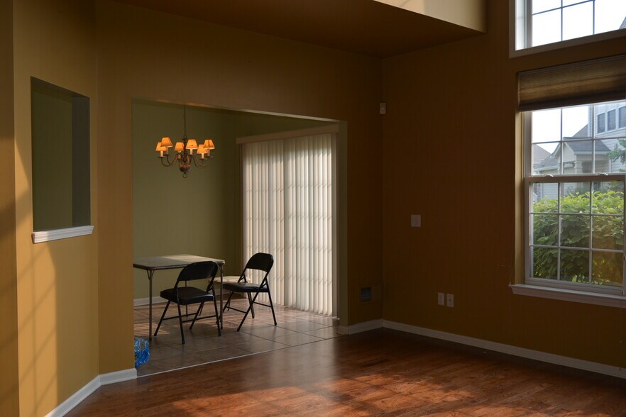 Building Photo - 26647 Kirkway Dr