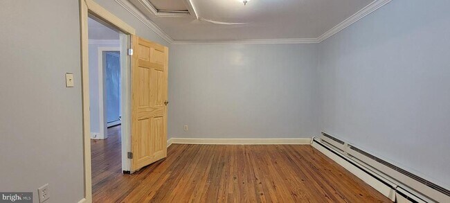 Building Photo - 3 S Conococheague St