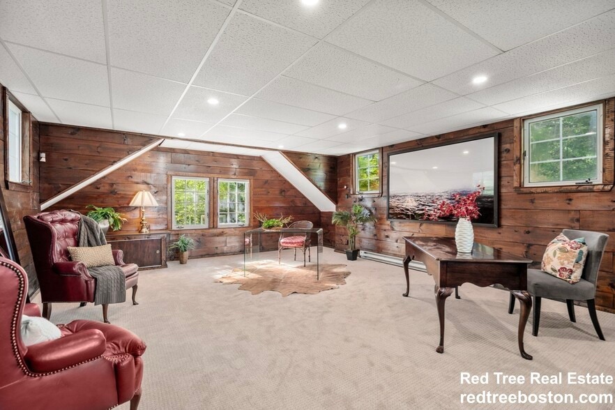 Building Photo - 58 Country Club Rd