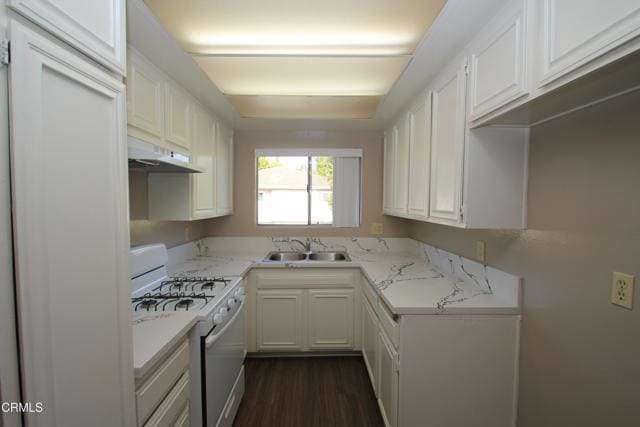 Building Photo - 2596 Sextant Ave