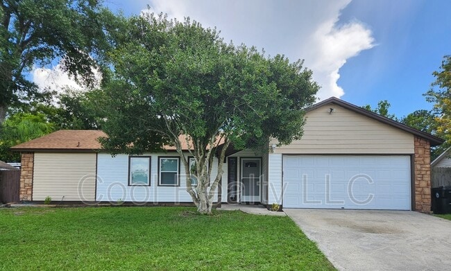 Primary Photo - 680 Roger Sherman St