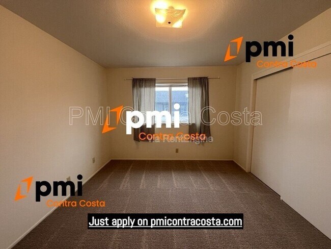 Building Photo - 933 Jackson St