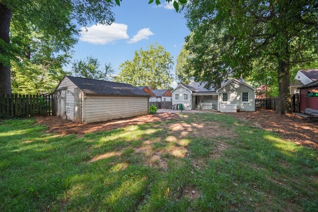 Building Photo - 1424 Lyon Ct