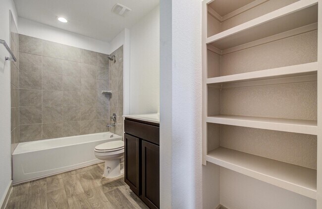 Building Photo - 14506 Rain Tree Dr