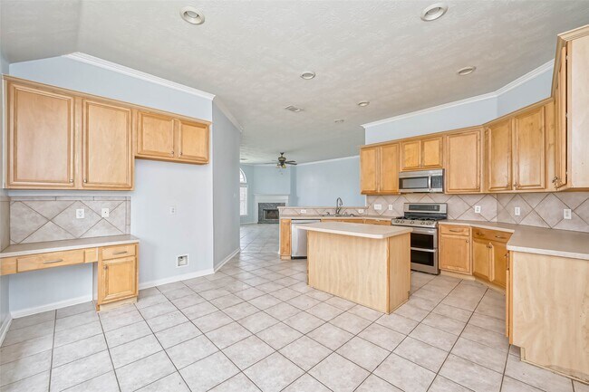 Building Photo - 6427 Stone Landing Ln