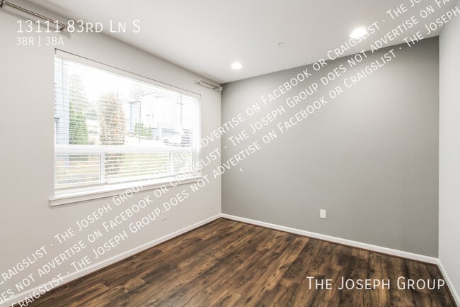 Building Photo - 13111 83rd Ln S