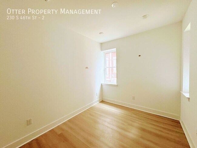 Building Photo - 230 S 46th St