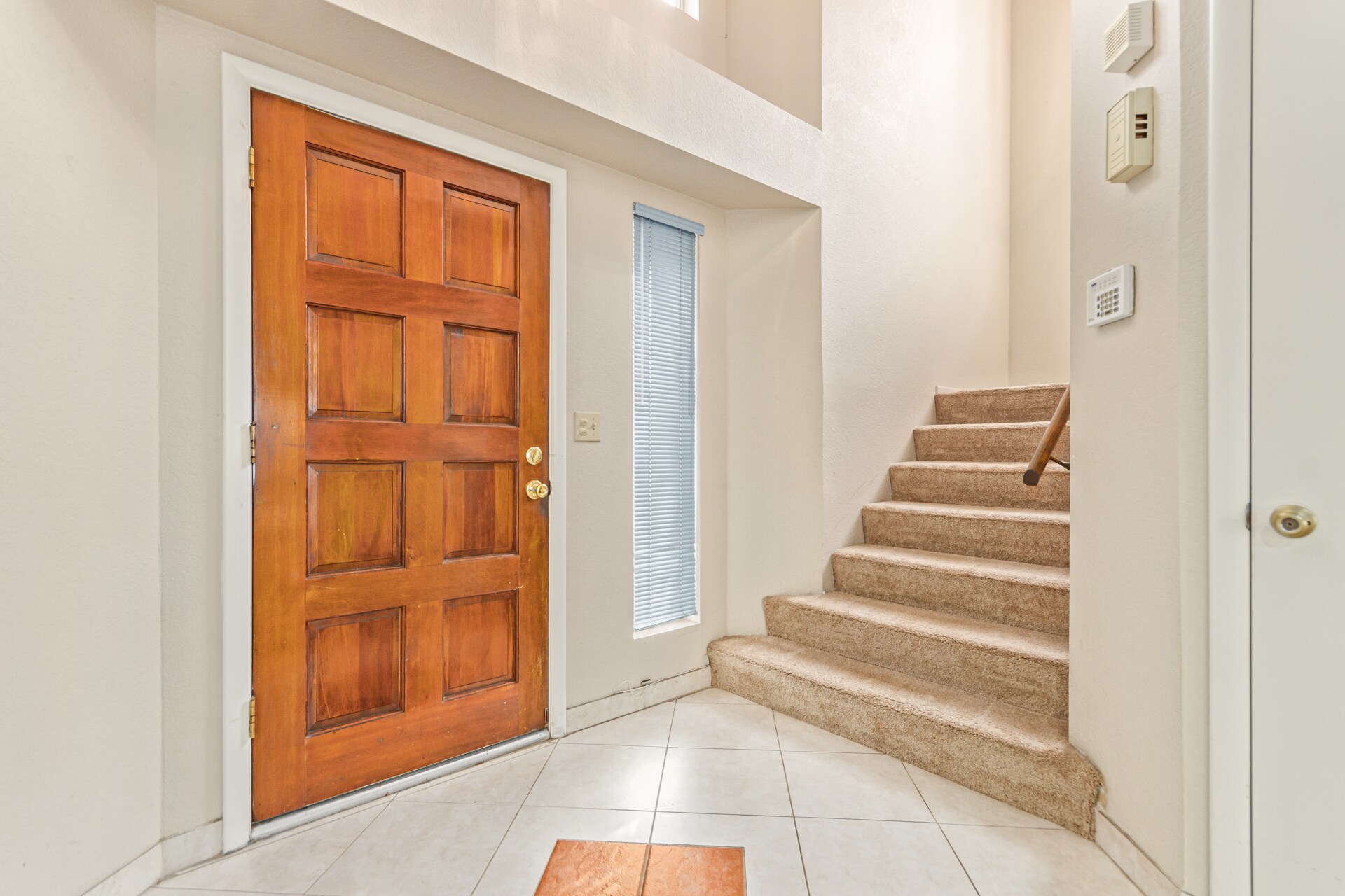 Building Photo - 518 E Wescott Dr