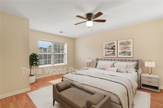 Building Photo - 1102 Pleasant Oaks Ct