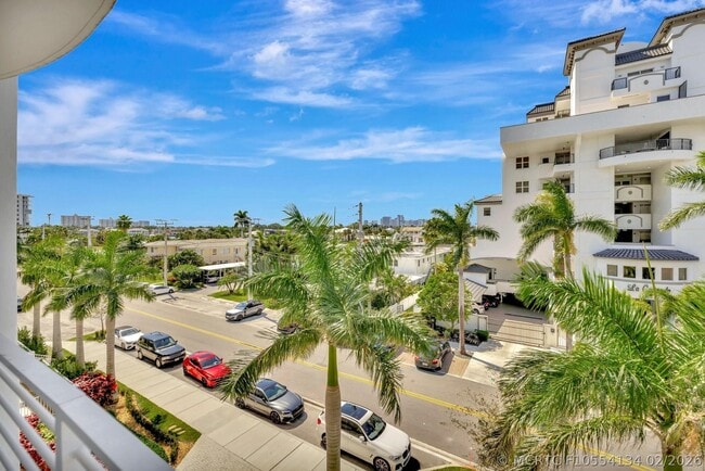 Building Photo - 612 Bayshore Dr