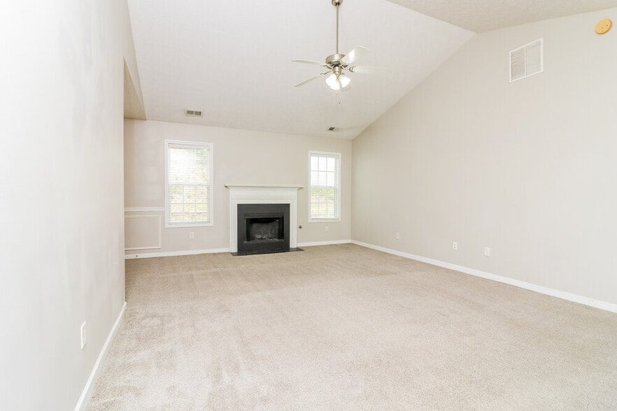 Building Photo - 226 Overlook Ct