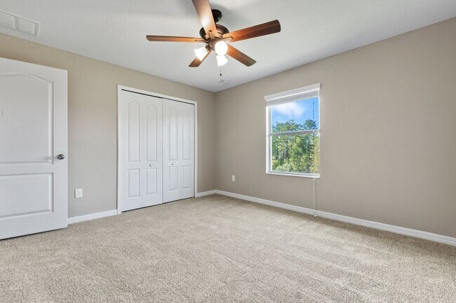 Building Photo - 4/2.5 Town Home w/ Loft and Office in Harr...