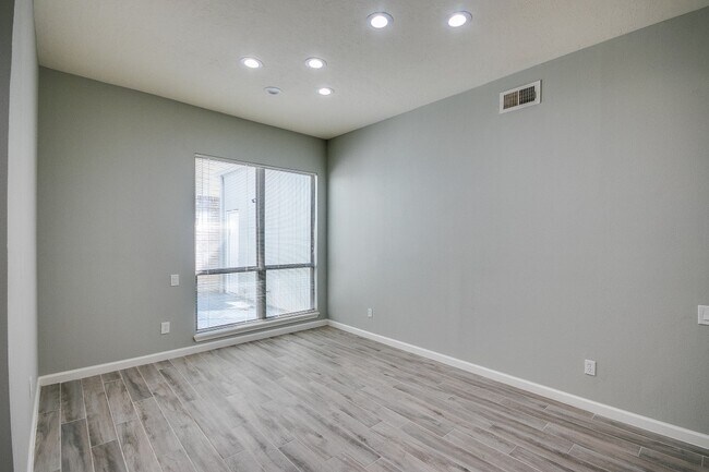 Building Photo - 923 Cranberry Hill Ct