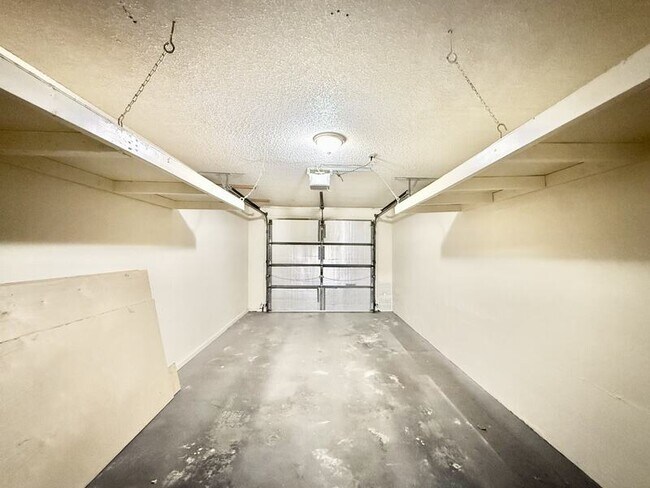 Building Photo - 6388 93rd Terrace N