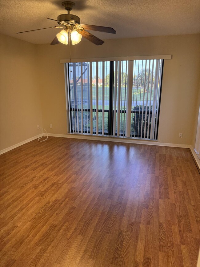 Building Photo - 2632 SW Willowood Cir