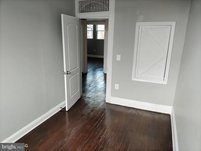 Building Photo - 622 Linnard St