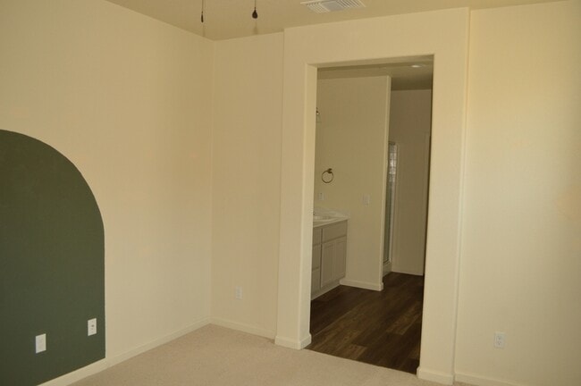 Building Photo - 808 Marybelle Ct