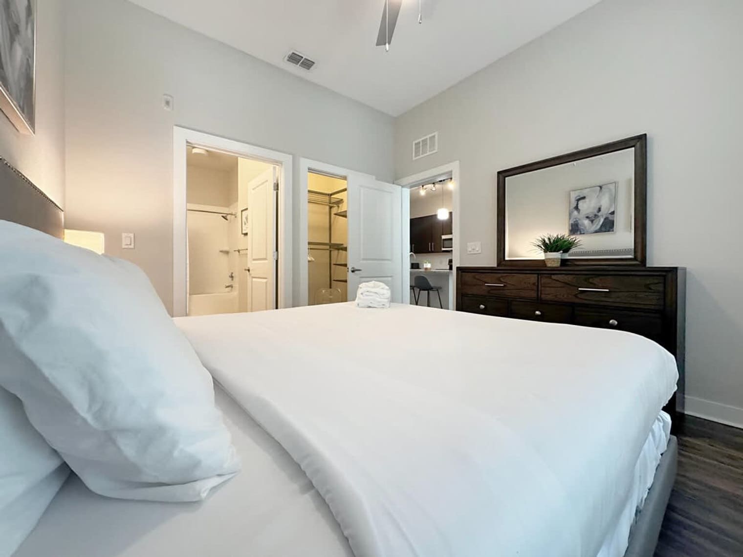 Building Photo - 124 S Morgan St