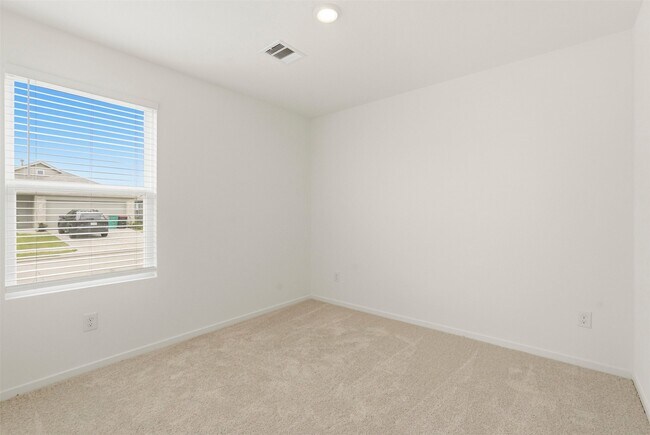 Building Photo - 17334 Glacier Frst Ln