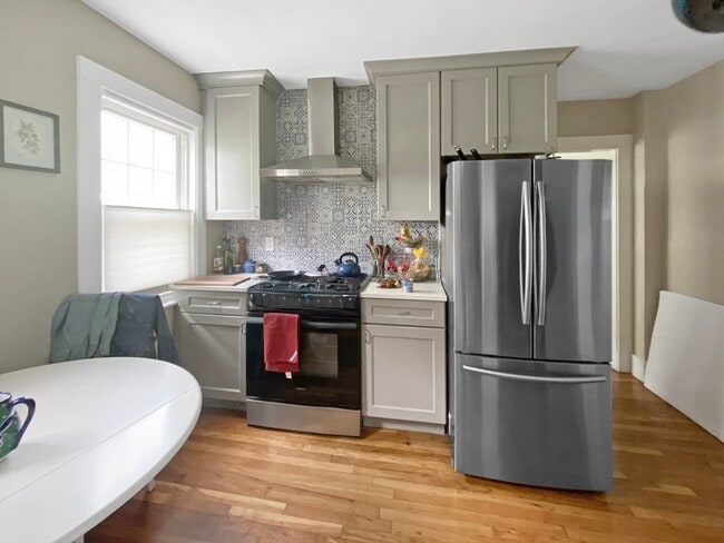 Building Photo - 159 Forest Hills St