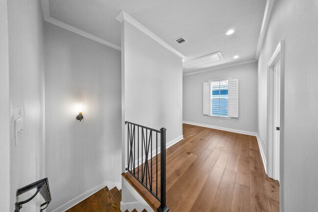 Building Photo - 3 Bedroom Home in Rouzan