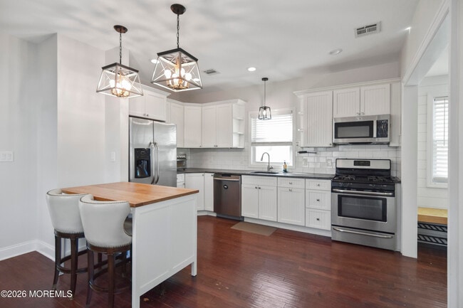 Building Photo - 108 Morris Ave