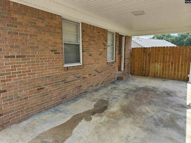 Building Photo - 10 Cinda Leigh Ct