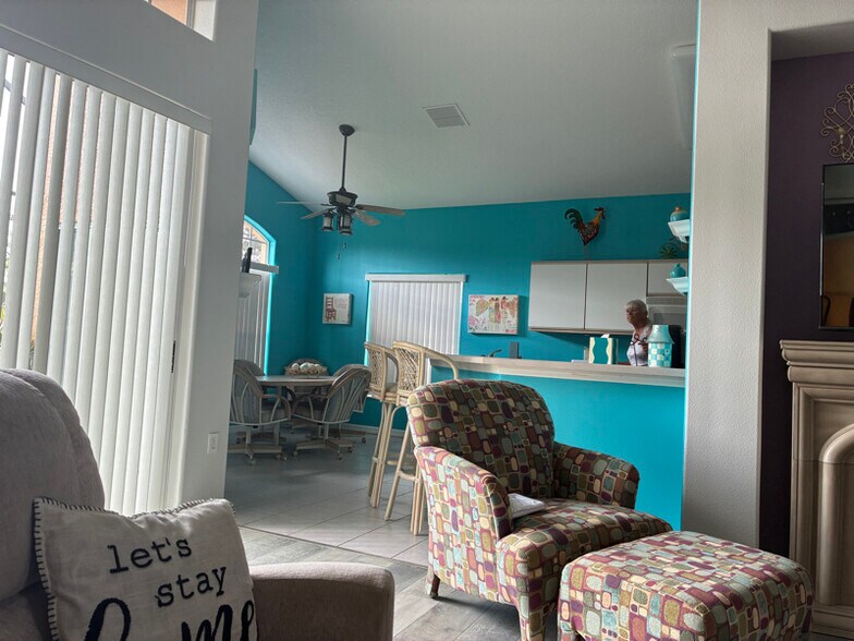 Building Photo - 147 Prather Dr