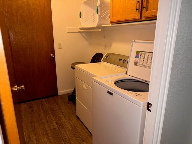 Building Photo - 1806 Reading Ln