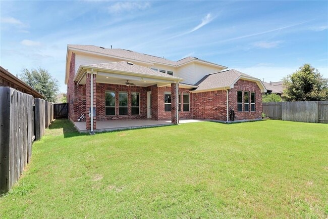 Building Photo - 3009 Silvergrass Cv