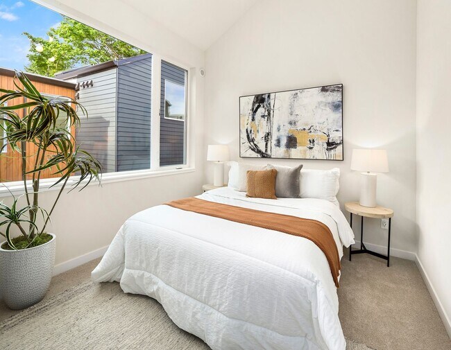 Building Photo - FREE RENT! BRAND NEW! 3bd, 2ba Townhome Built with Quality Materials and Thoughtful Design