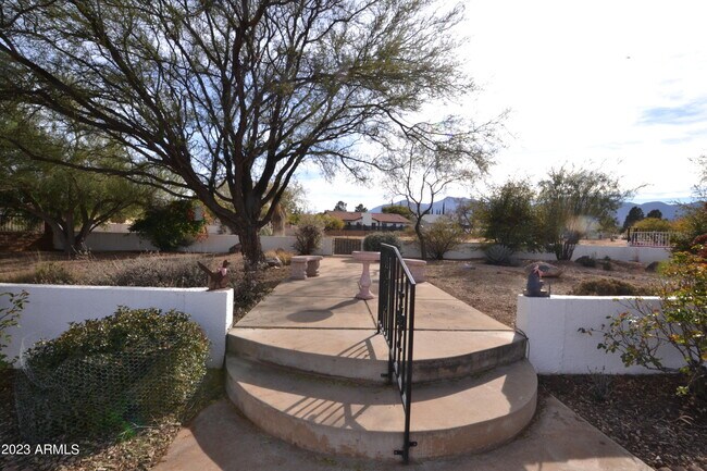 Building Photo - 3704 St Andrews Dr