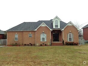 Building Photo - 602 Glenties Dr