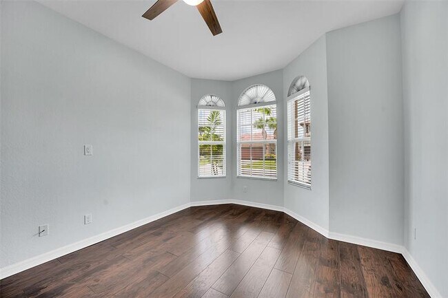 Building Photo - 7162 Prudencia Dr
