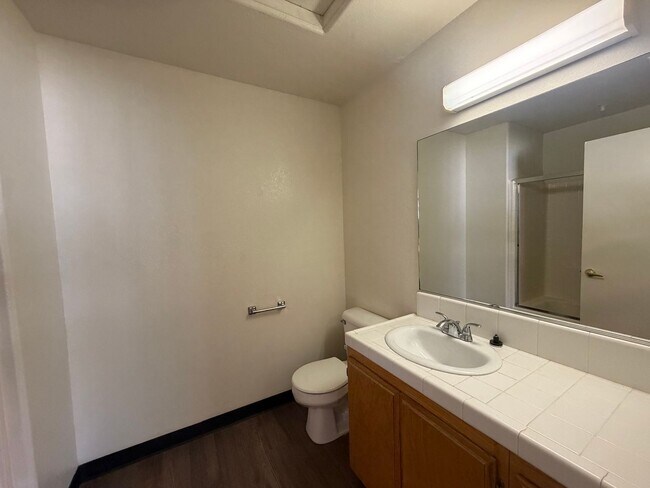 Building Photo - 4401 Pebble Creek Dr