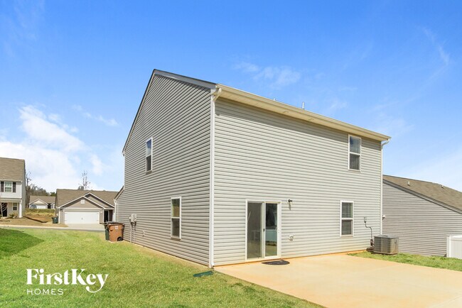 Building Photo - 4504 Strath Mill Terrace